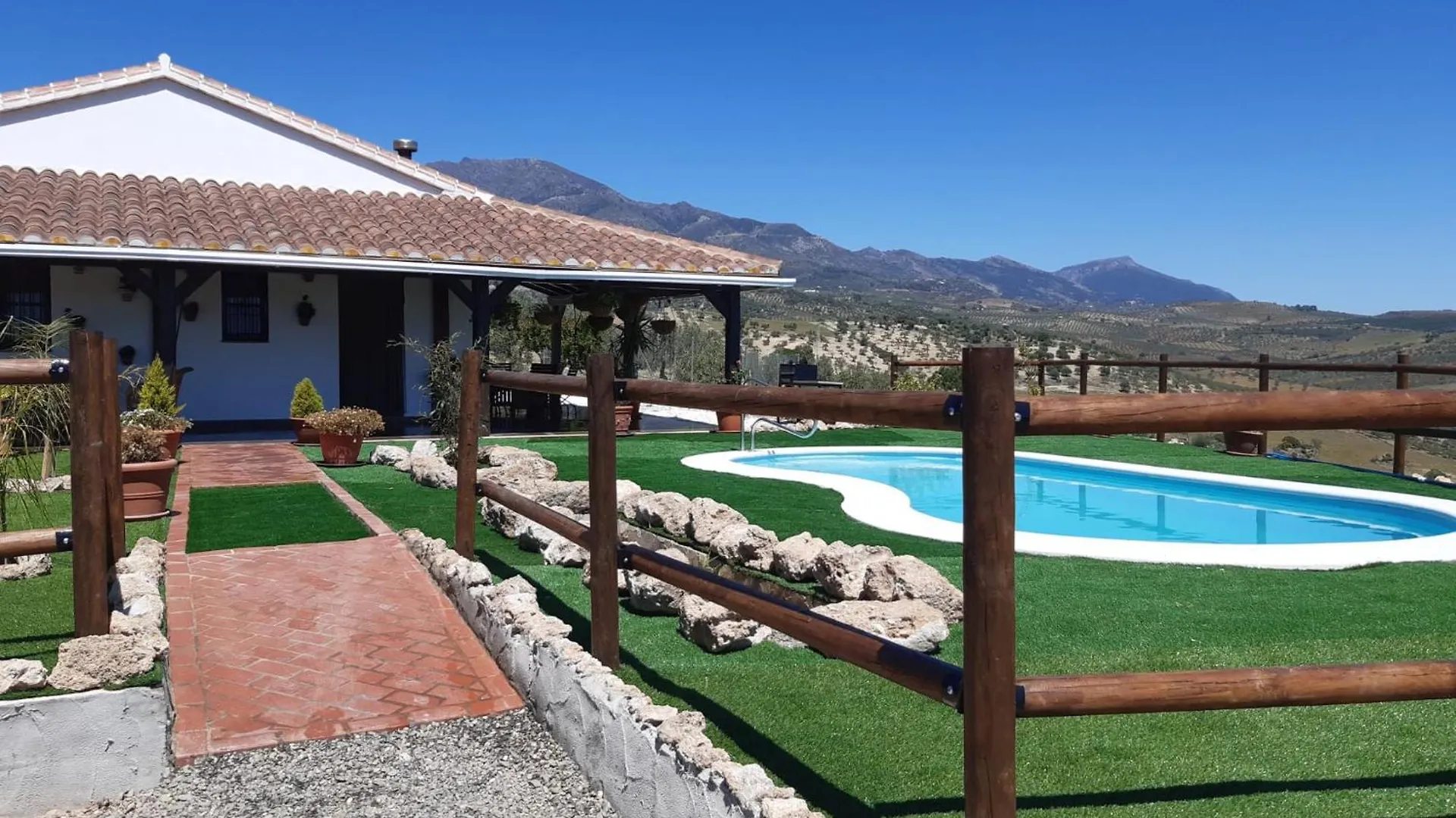 Villa Salvador Málaga 0*,  España